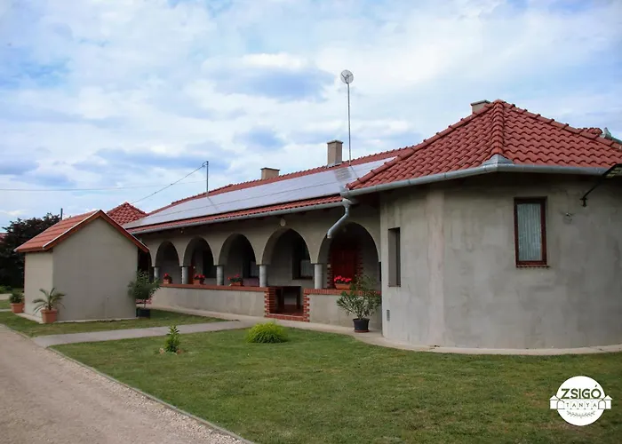 Zsigo Tanya